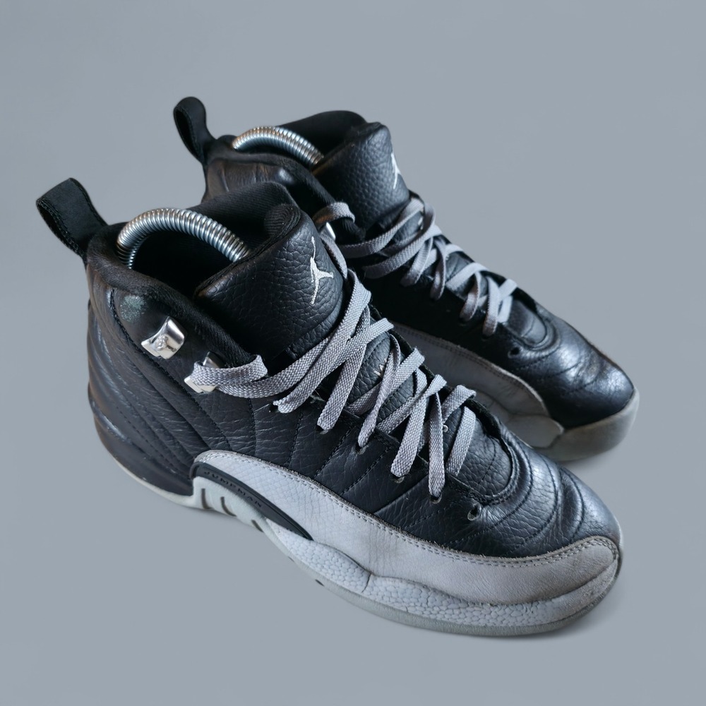 Nike Air Jordan 12 Retro Shoes Youth 5.5 Y Black Grey GS 153265-010 Sneakers